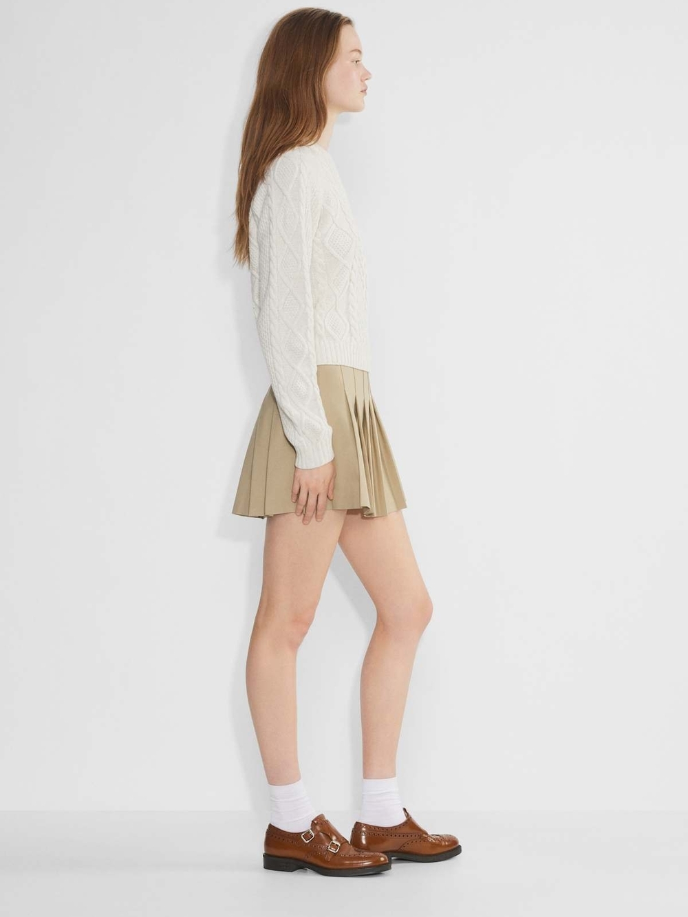 - Cream - Picture 2 of 15